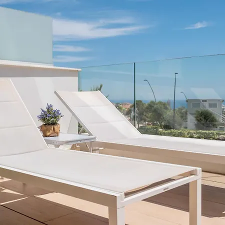 דירה Higueron Blue Skyline View By Alfresco פואנגירולה