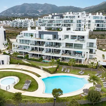 Apartment Higueron Blue Skyline View By Alfresco