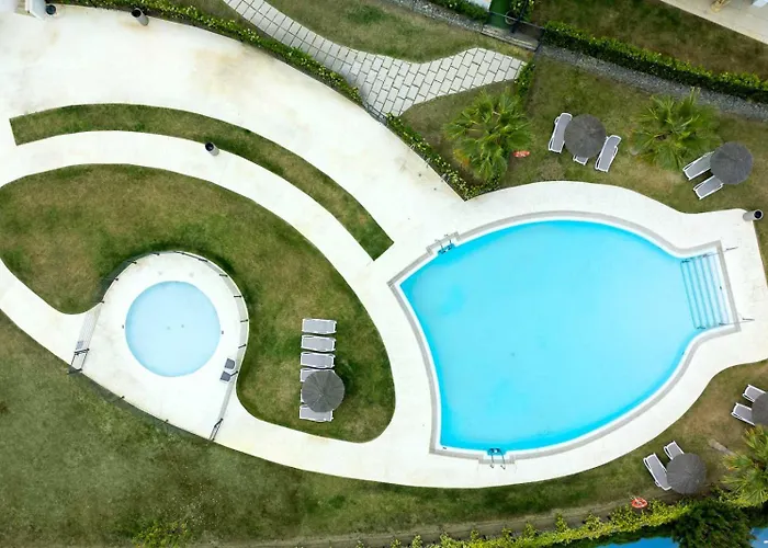 Higueron Blue Skyline View By Alfresco