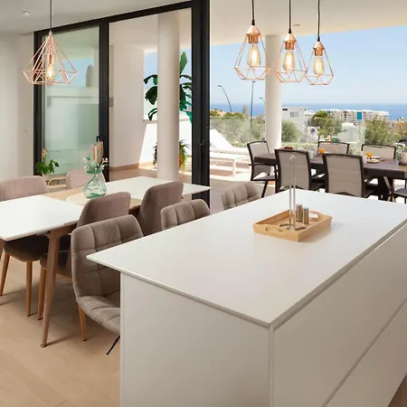 Higueron Blue Skyline View By Alfresco *