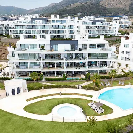 Higueron Blue Skyline View By Alfresco Daire *