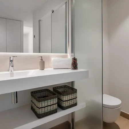 Higueron Blue Skyline View By Alfresco * フエンヒロラ